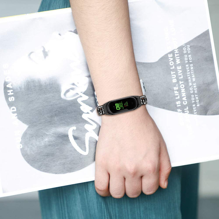 Super Sejt Metal Og Rhinsten Rem passer til Xiaomi Smart Band 8 - Sort#serie_1