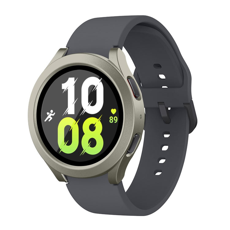 Meget Fint Samsung Galaxy Watch 5 (40mm) / Samsung Galaxy Watch 4 (40mm) Cover med Skærmbeskytter i Plastik og Hærdet Glas - Sølv#serie_9